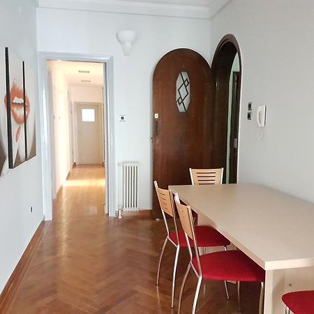 Errathens Pine Red And Taupe - Athens Center Daire Dış mekan fotoğraf