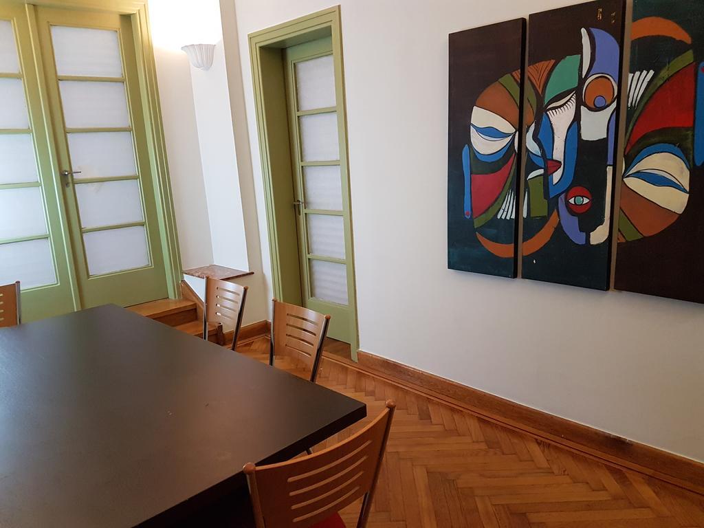 Errathens Pine Red And Taupe - Athens Center Daire Dış mekan fotoğraf