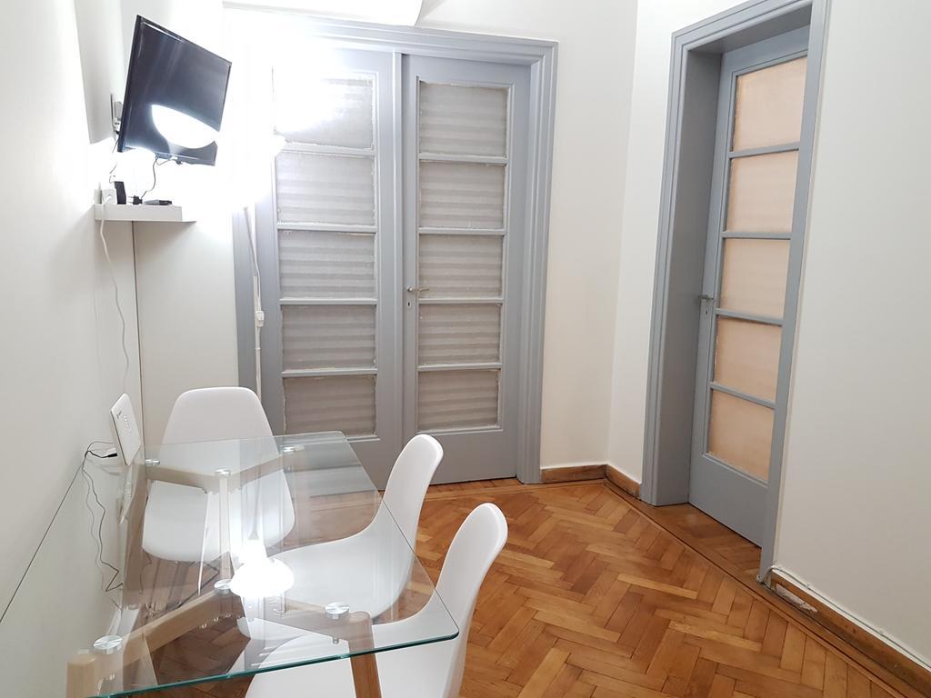 Errathens Pine Red And Taupe - Athens Center Daire Dış mekan fotoğraf