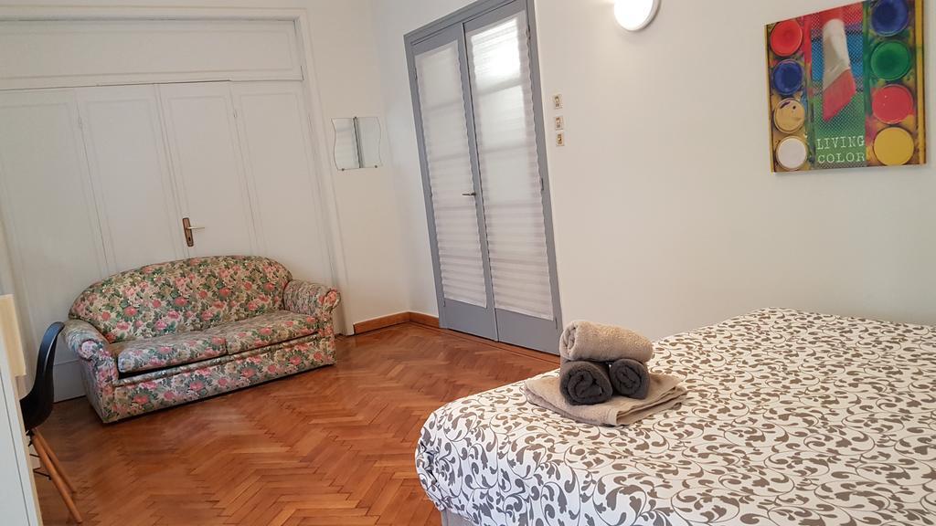 Errathens Pine Red And Taupe - Athens Center Daire Dış mekan fotoğraf